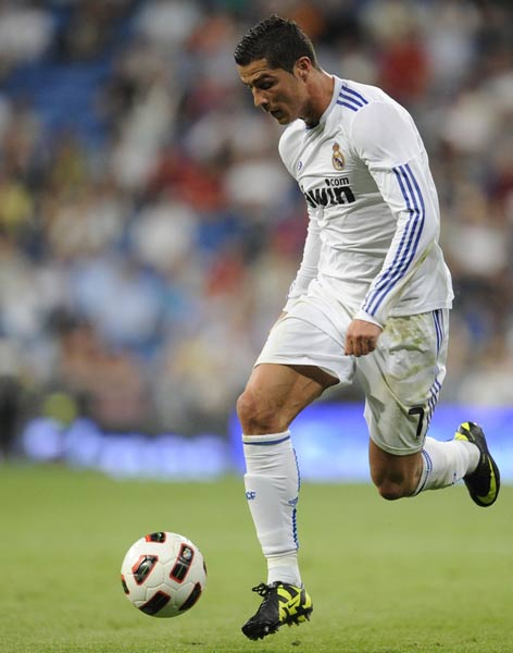 他在球场上 他在球场上