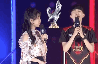 握在对方手 握在对方手